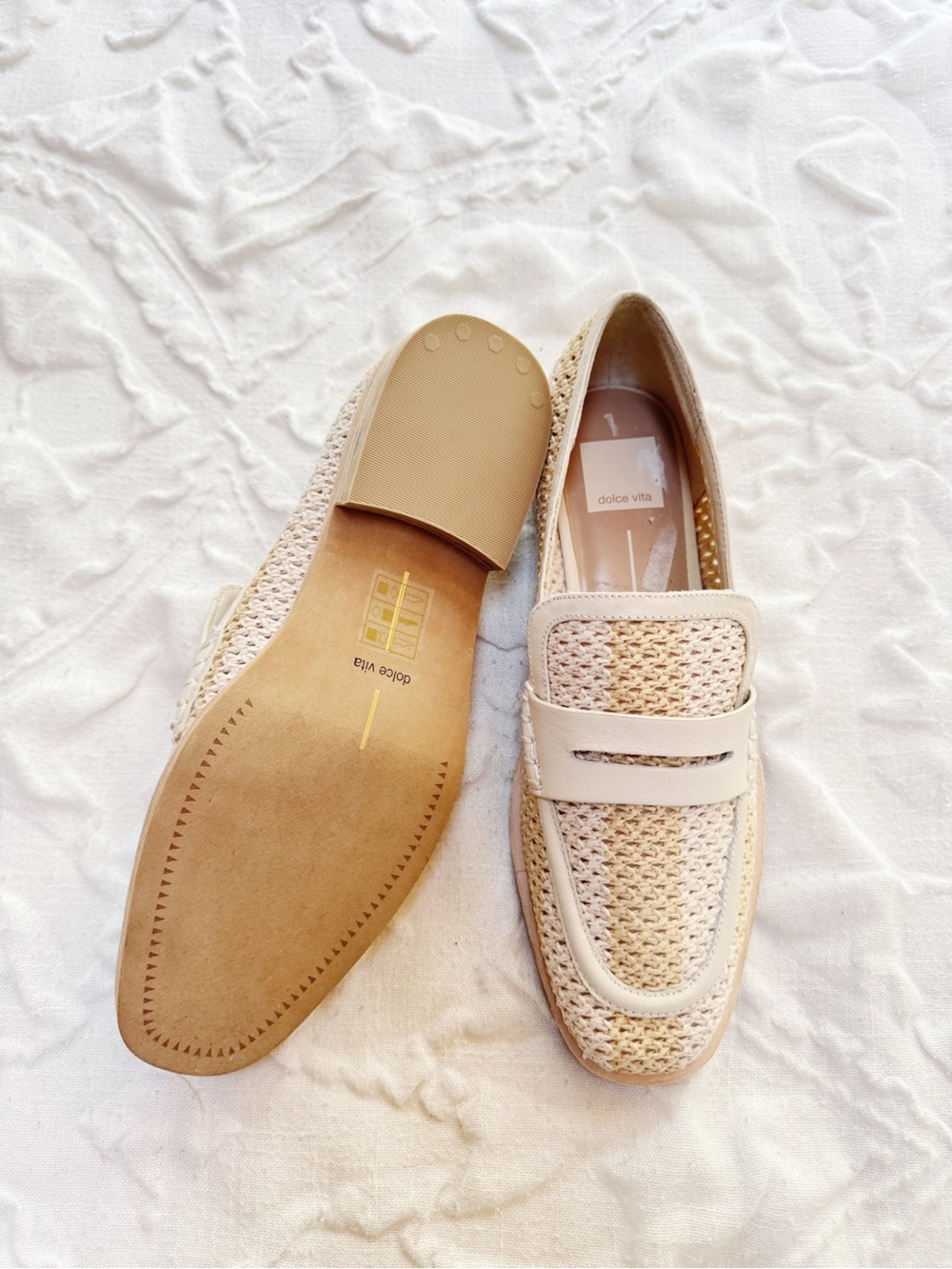 Dolce Vita Halley Ivory Raffia
Loafers Size 8 - Picture 7 of 9